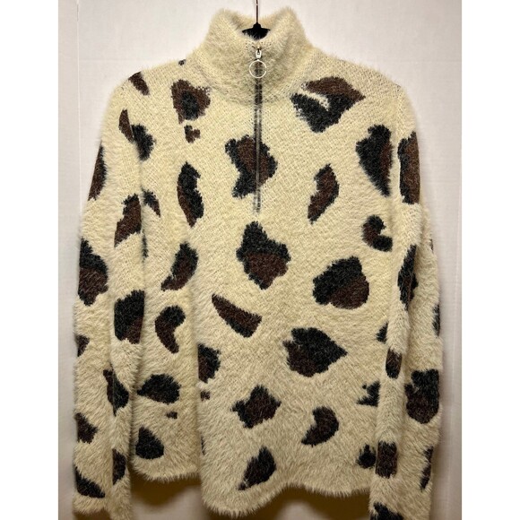 ENTRO Animal Print Fuzzy 1/4 Zip Up Sweater Size L (Bx 18) - Picture 1 of 9